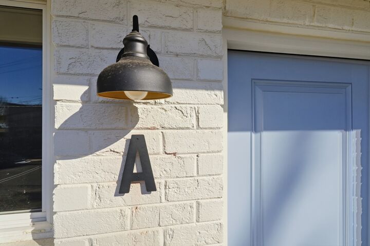 Property Photo: 2424 Booker St TN 37208