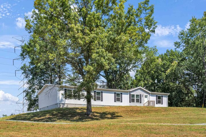 Property Photo: 1104 Corum Hill Rd TN 37031
