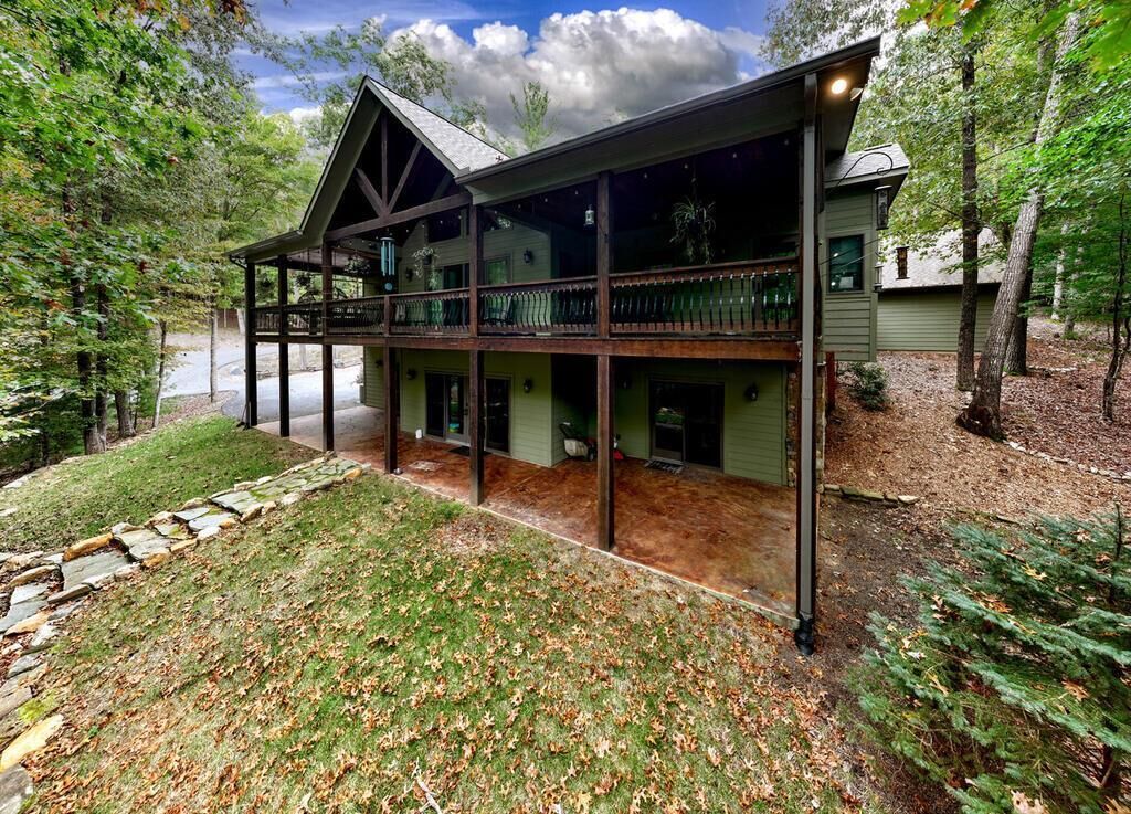 Property Photo:  1875 Daves Road  GA 30560 