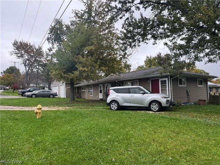 Property Photo:  4550 Carroll Street NW  OH 44483 