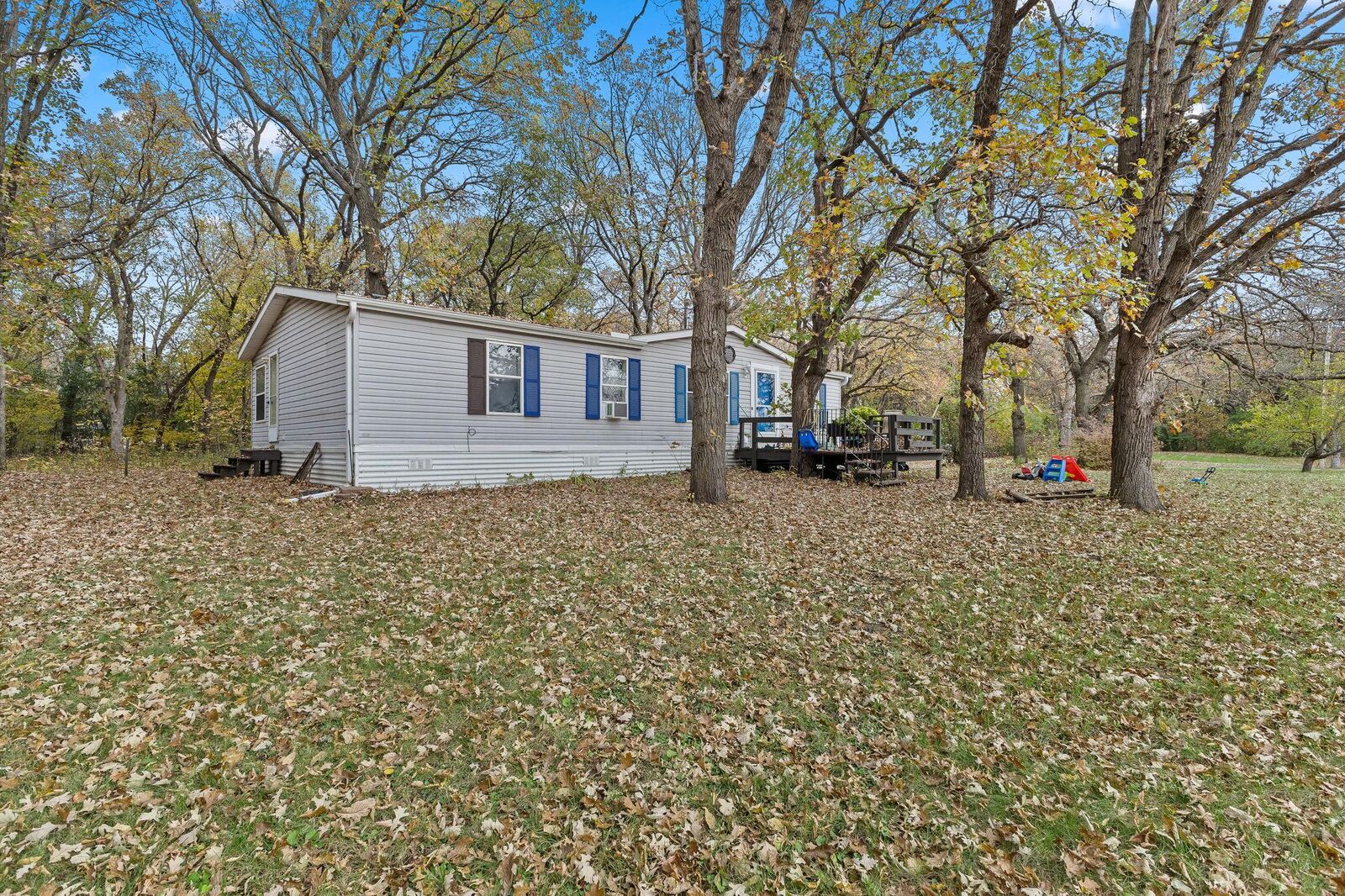 Property Photo: 15818 201st Avenue NW MN 55330
