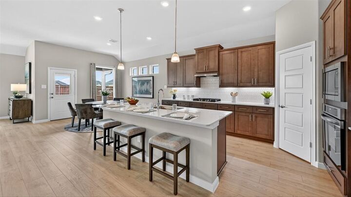 Property Photo: 3288 Pier View Street TX 76065