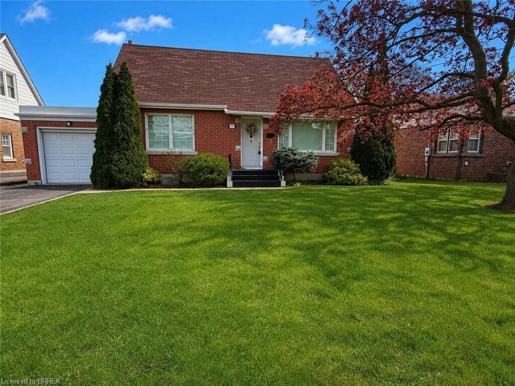 Property Photo:  177 St George Street  ON N3R 1W1 