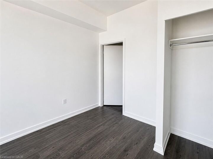 Property Photo:  30 Francis Street S 3311  ON N2G 0B5 
