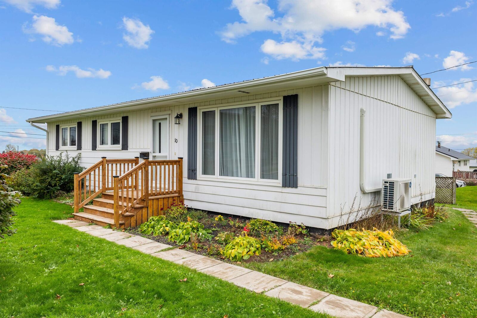 Property Photo:  10 Longworth Street  PE C0A 2B0 