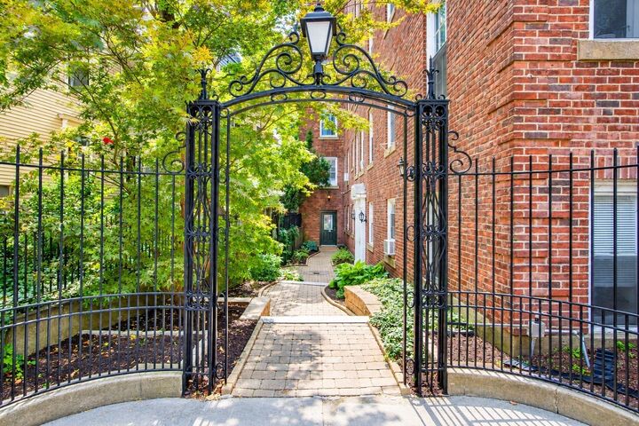 Property Photo: 16 Chauncy Street 44 MA 02138