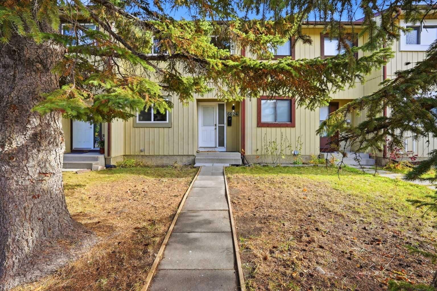 Property Photo:  6624 Huntsbay Road NW  AB T2K 4R3 