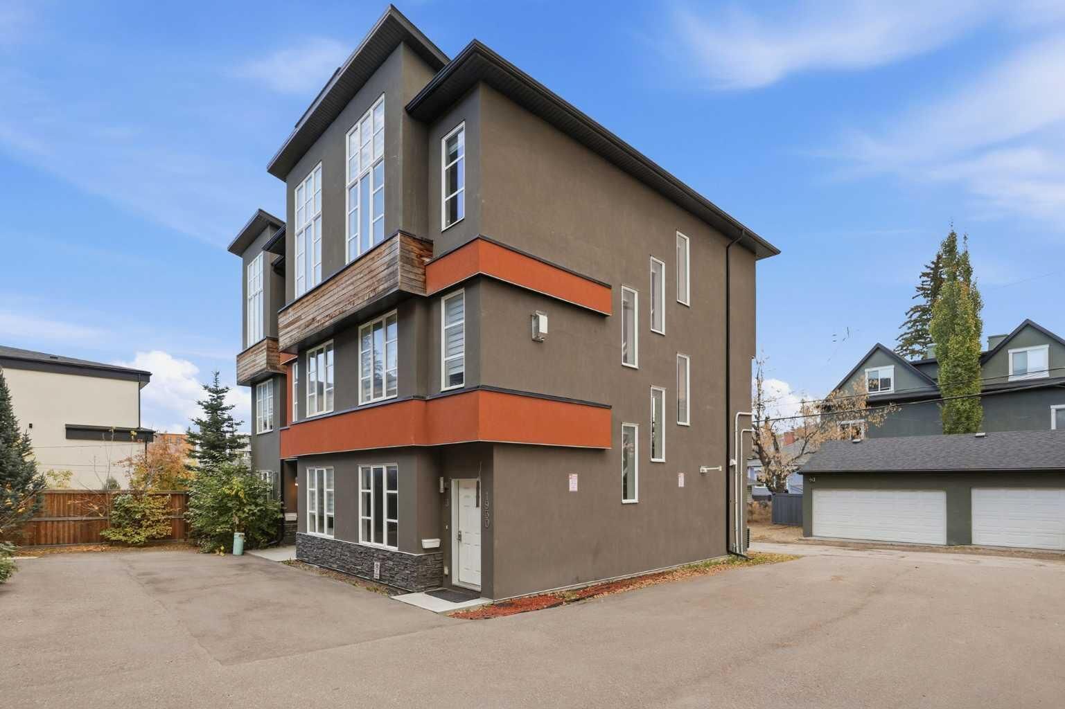 Property Photo:  1930 26A Street SW 3  AB T3E 2B7 