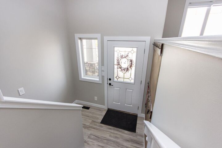 Property Photo:  55 Viscount Drive  AB T4R 0G6 
