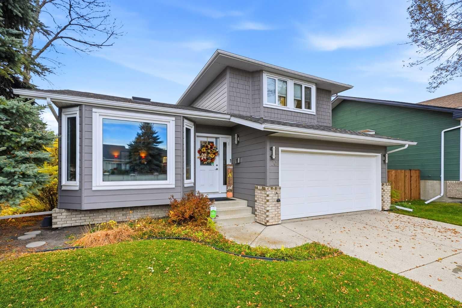 Property Photo:  20 Sunlake Road SE  AB T2X 2T5 
