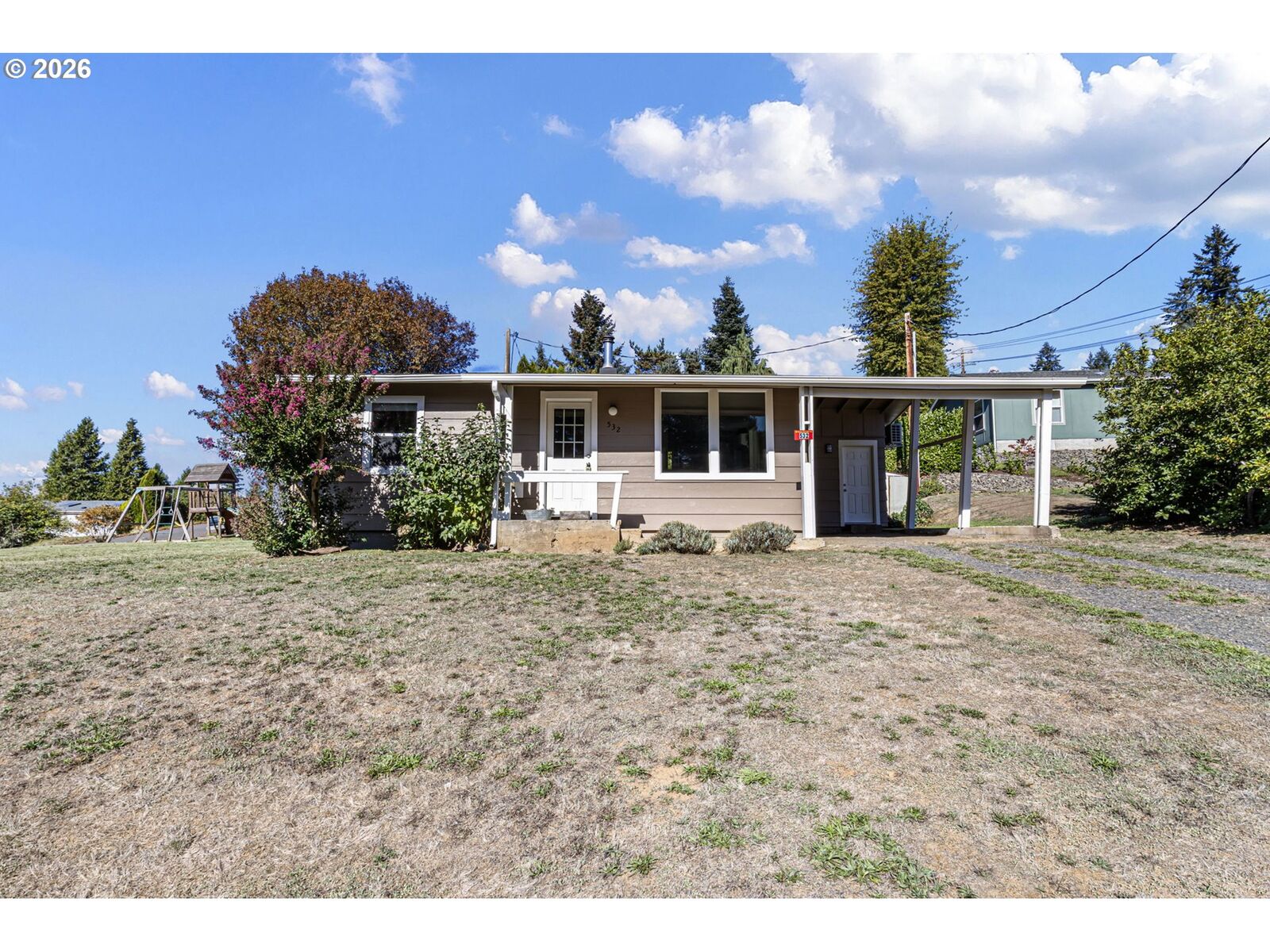 Property Photo:  532 2nd St  OR 97436 
