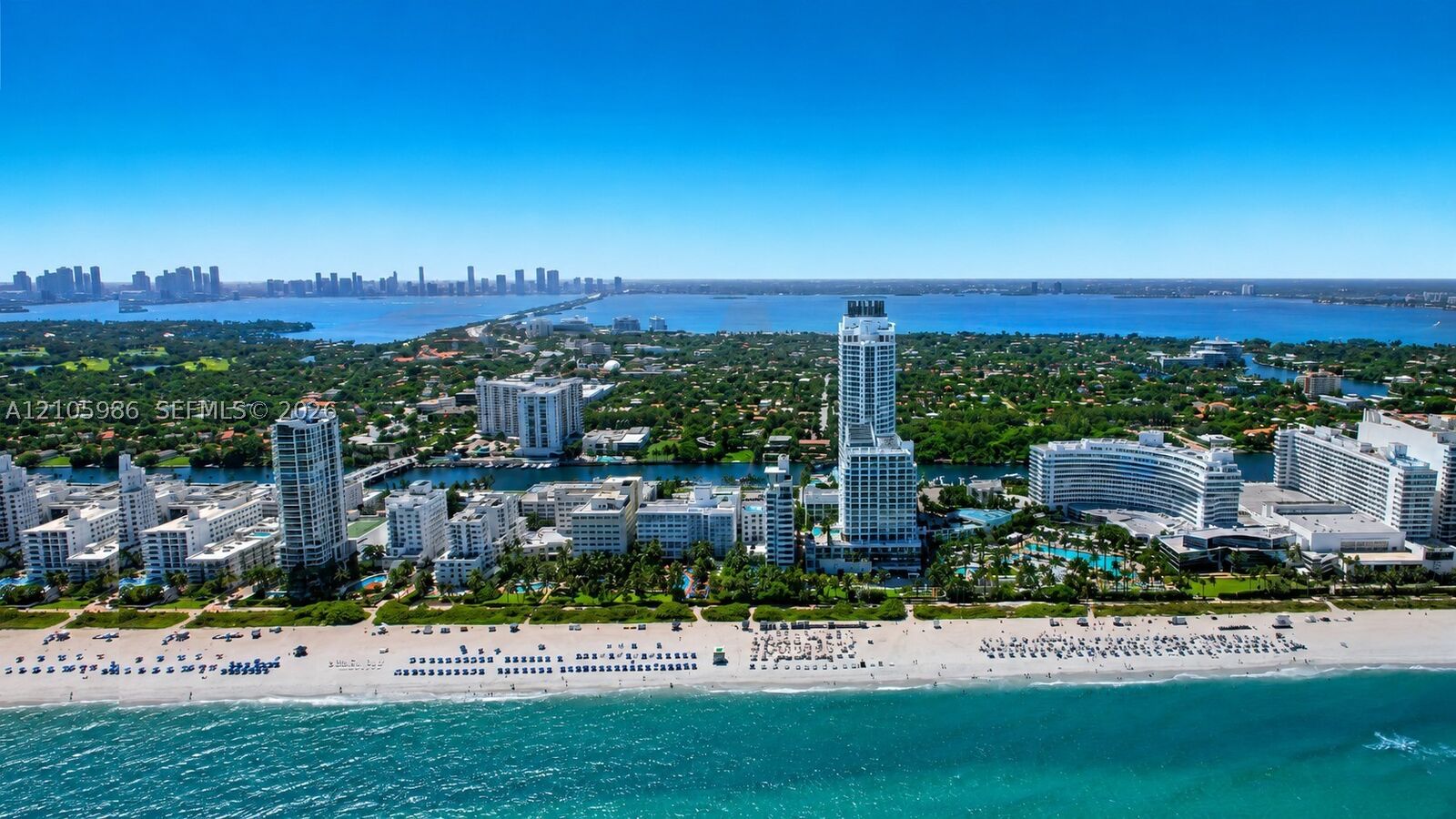 Property Photo:  4401 Collins Ave 2209  FL 33140 