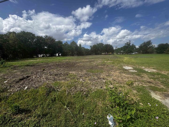 Property Photo:  6113 Willis  TX 77619 