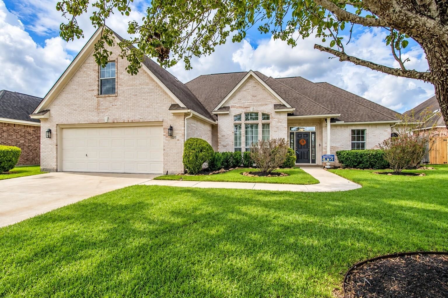 Property Photo:  6210 Bankston Lane  TX 77706 