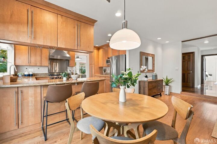 Property Photo:  396 Port Royal Avenue  CA 94404 