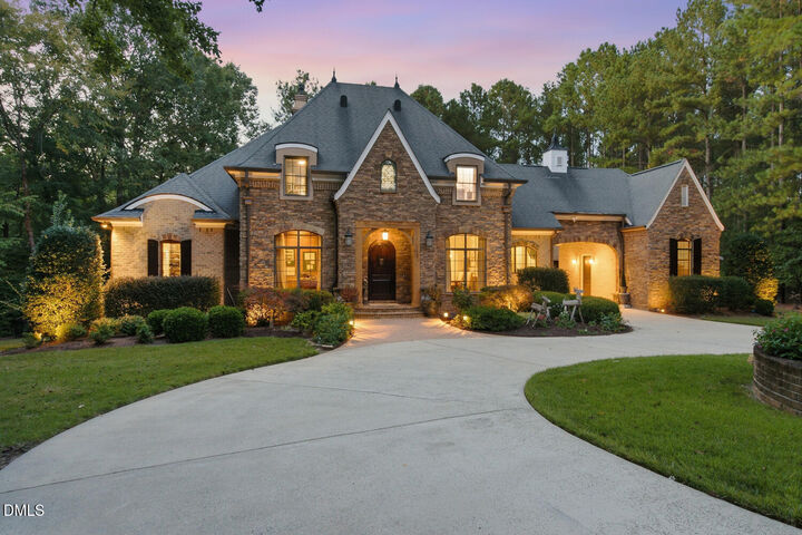 Property Photo: 60 Rosefield Court NC 27312