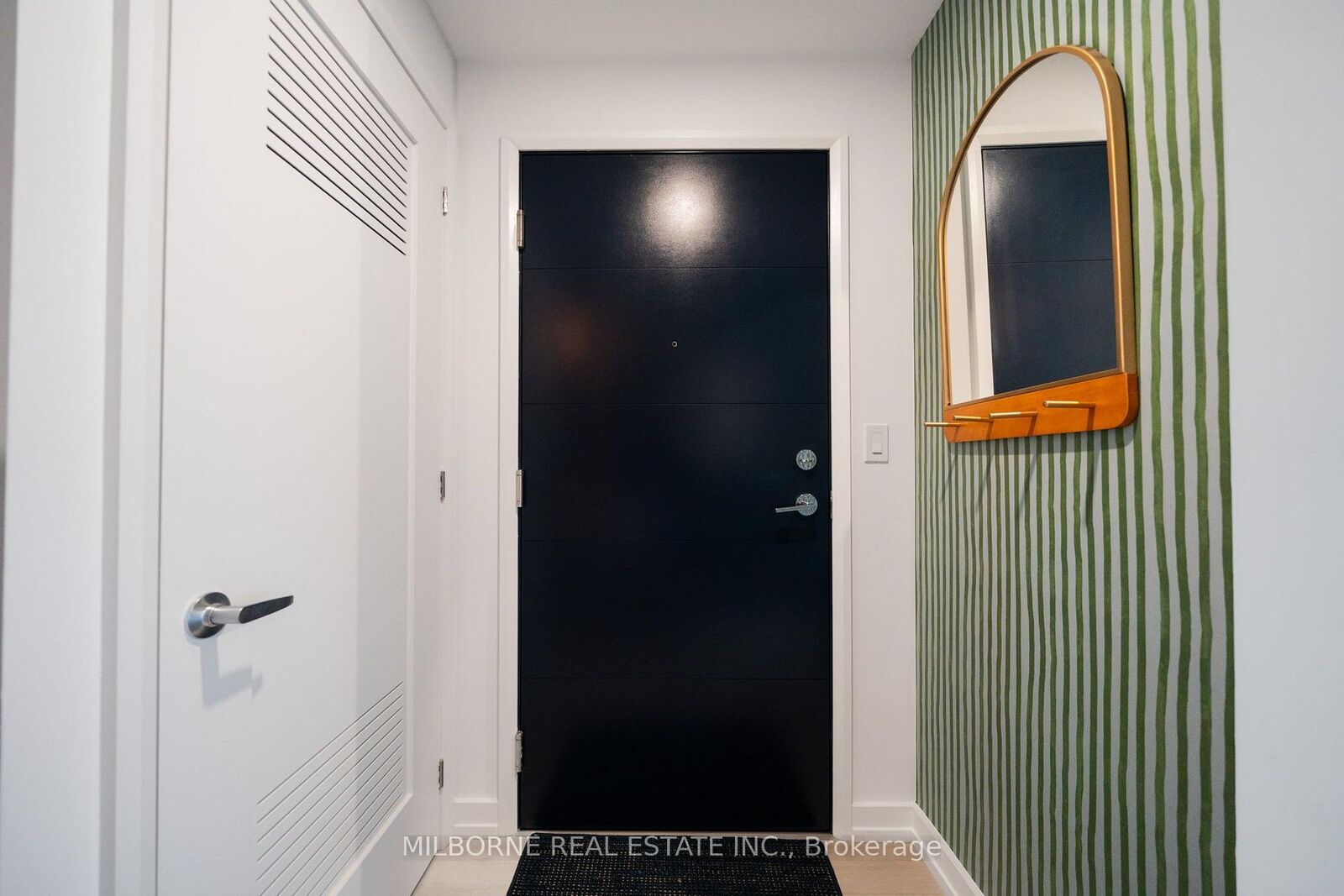 Property Photo:  75 James Street S 2207  ON L8P 2Y9 