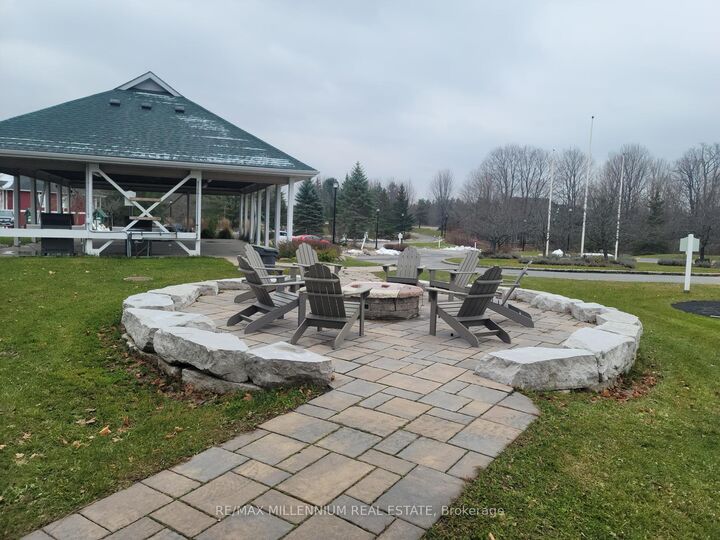 Property Photo:  90 Highland Drive 2442-43  ON L0L 2L0 