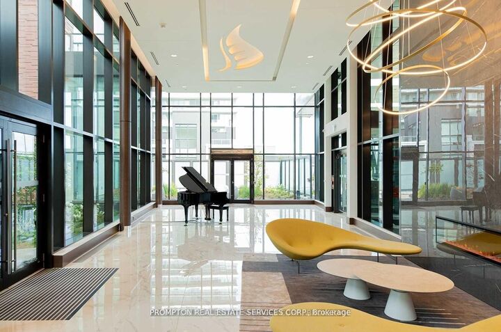 Property Photo: 95 McMahon Drive 1706 ON M2K 0H1