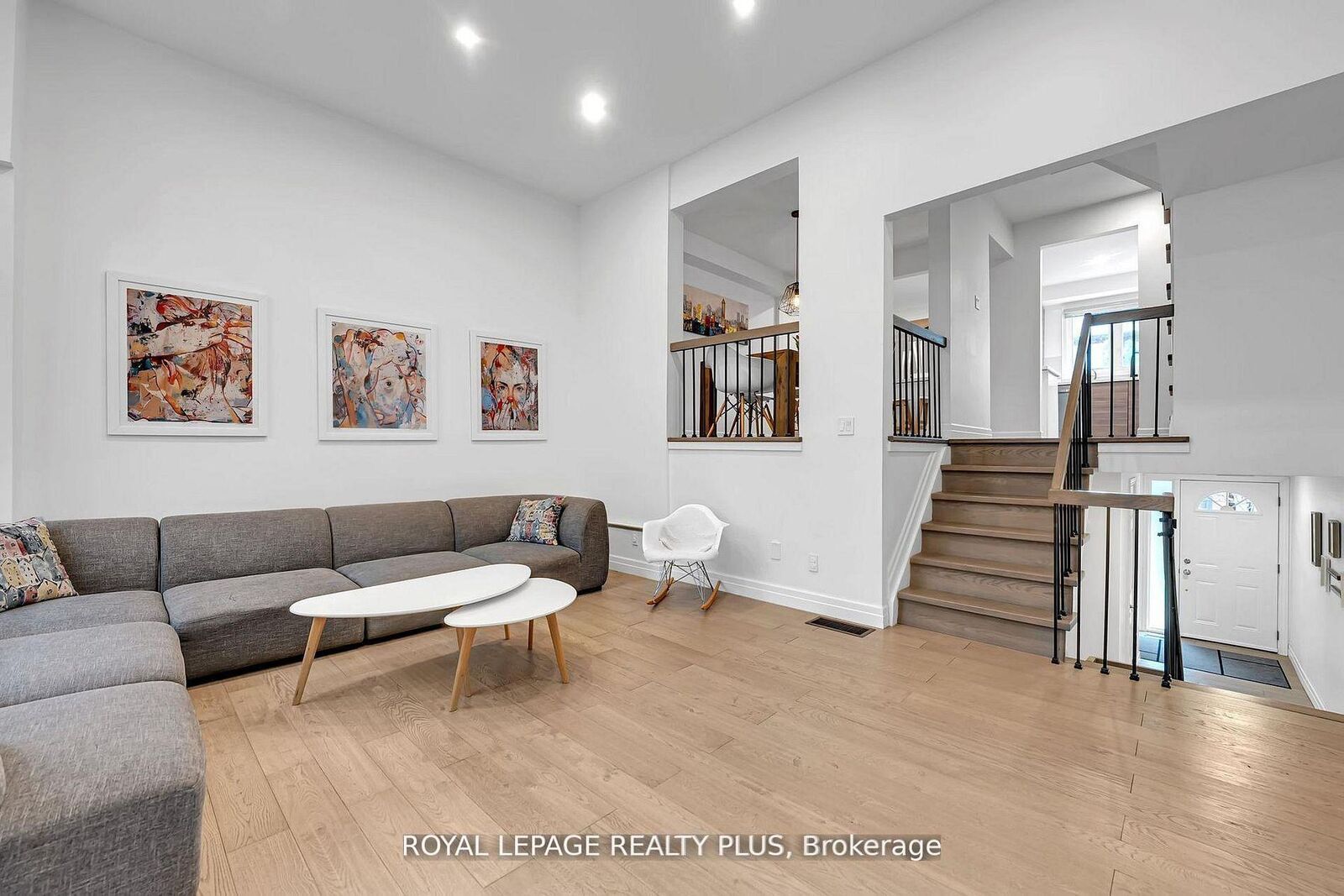 Property Photo:  1755 Rathburn Road E 20  ON L4E 2M8 