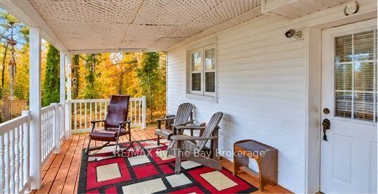 Property Photo:  646 River Road E  ON L9Z 2M3 