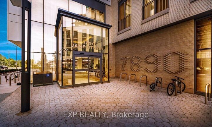 Property Photo:  7890 Jane Street 4909  ON L4K 0K9 