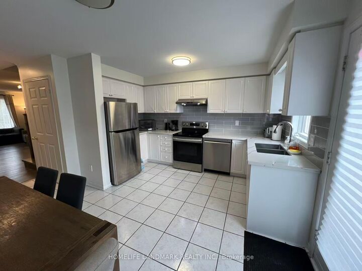 Property Photo:  9051 Yonge Street  ON L4C 0L2 