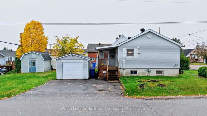 Property Photo:  483 Aberdeen Avenue  ON P1B 7H5 