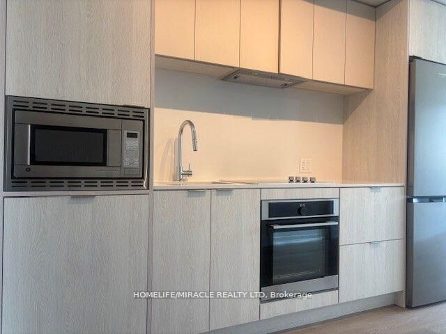 Property Photo: 3009 Novar Road 1116 ON L5B 1H7