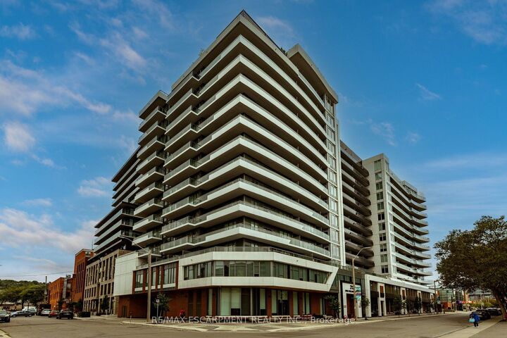 Property Photo:  212 King William Street 812  ON L8N 1B5 