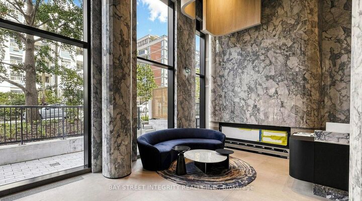 Property Photo:  91 Montclair Avenue 2106  ON M5P 0B1 