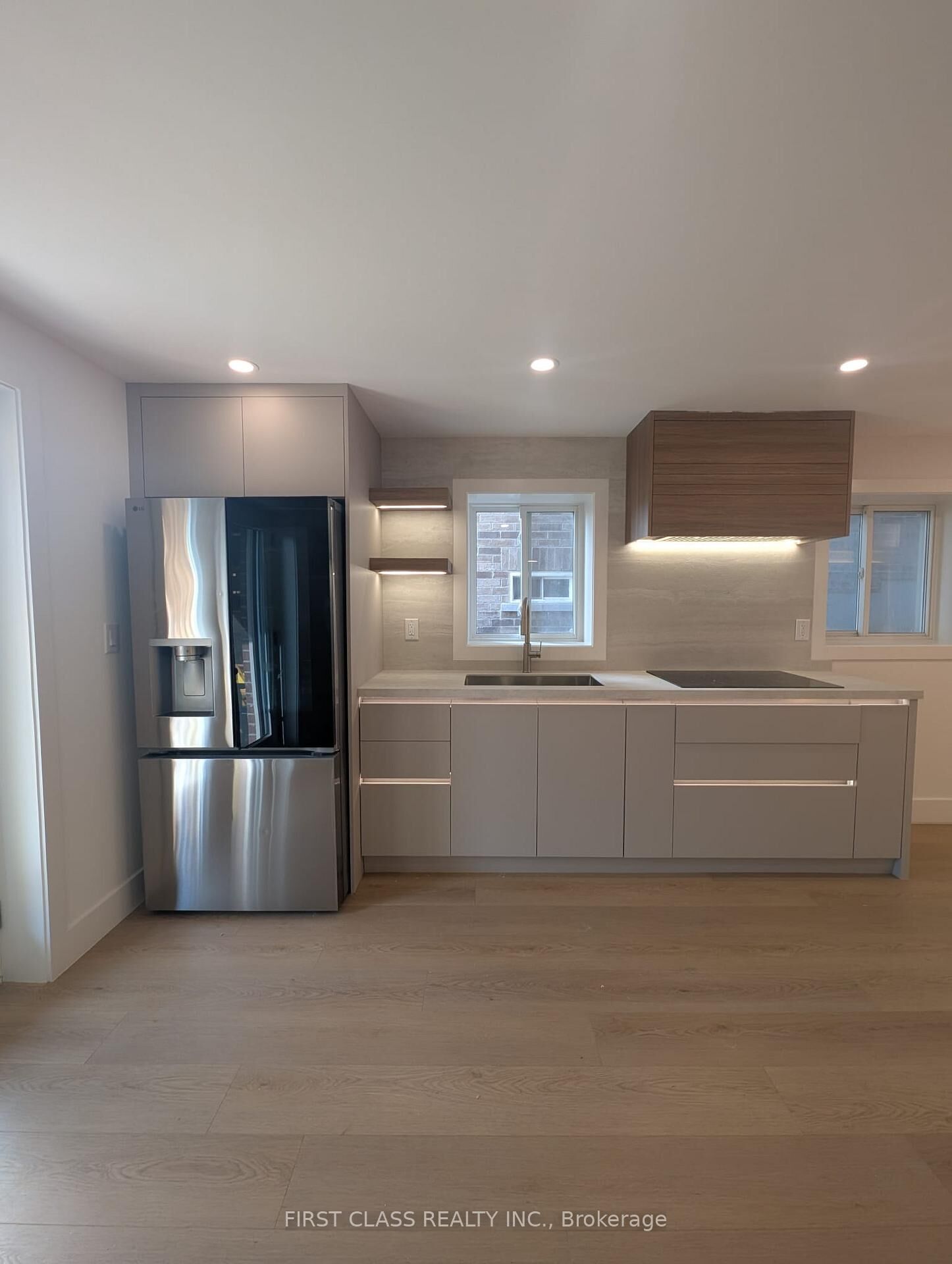 Property Photo:  2577 Bridle Road S  ON L1L 0S9 