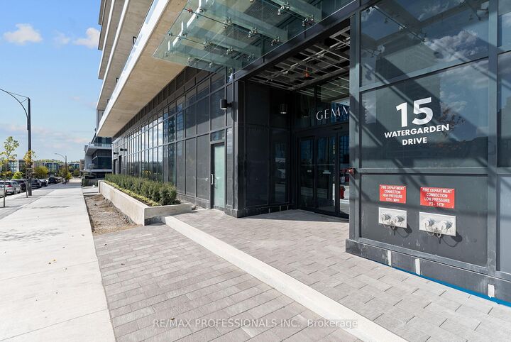 Property Photo:  15 Watergarden Drive 410  ON L5R 0H4 
