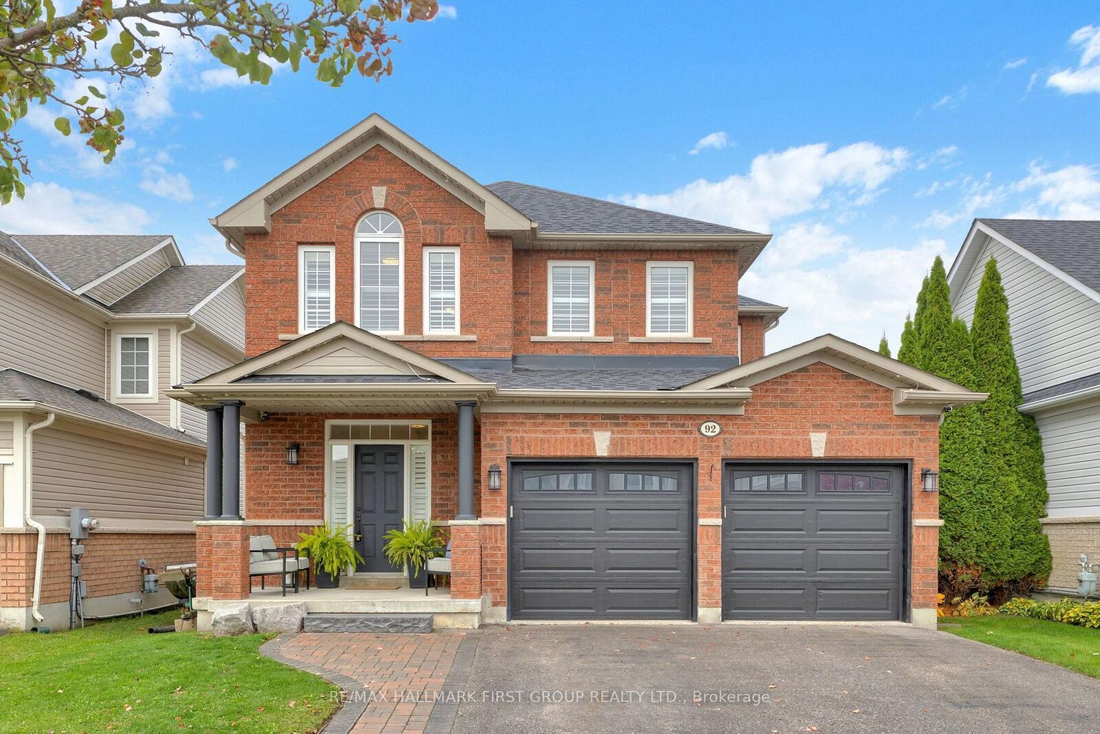 Property Photo:  92 Sherrington Drive  ON L9L 2E6 