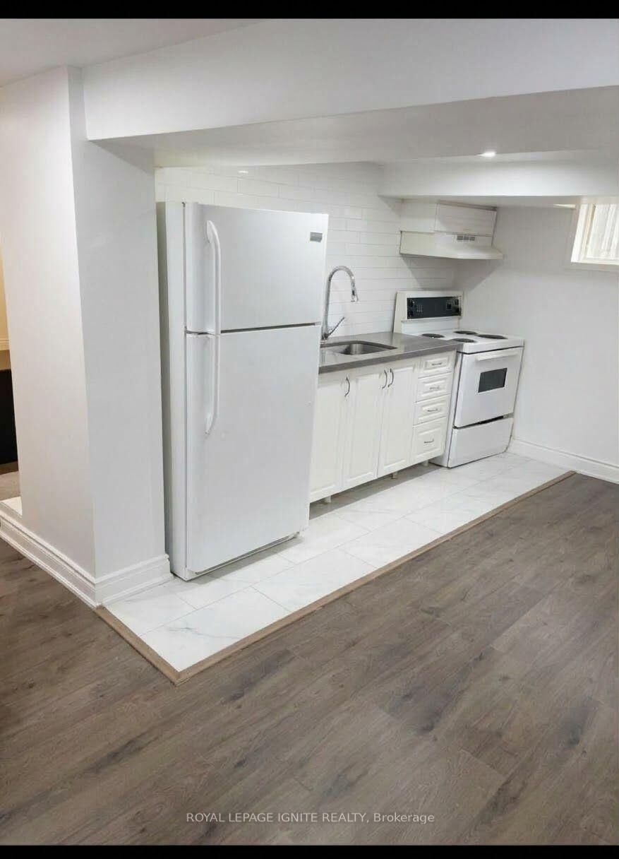 Property Photo:  36 West 4th Street Bsmt  ON L9C 3M3 
