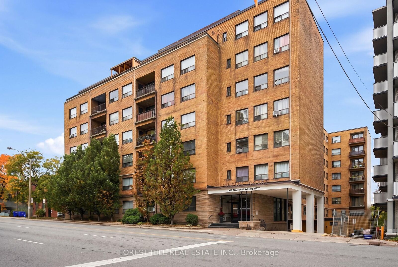 Property Photo:  660 Eglinton Avenue W 410  ON N4S 2S9 