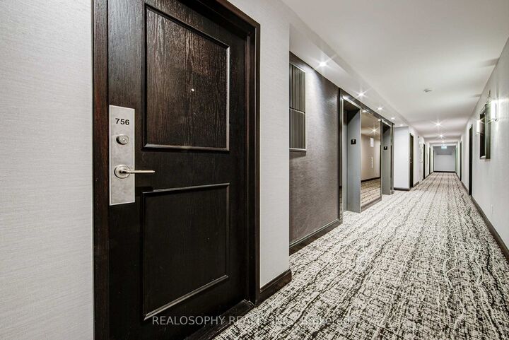 Property Photo:  24 Southport Street 756  ON M6S 4Z1 