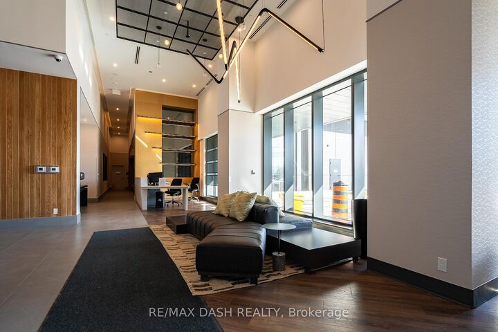 Property Photo: 1007 The Queensway Avenue 621 ON M8Z 0H4