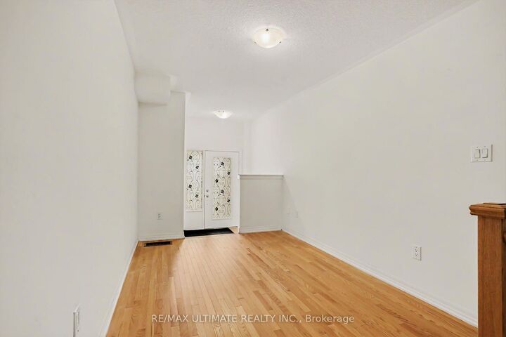 Property Photo:  251 Vivant Street  ON L3X 0K9 