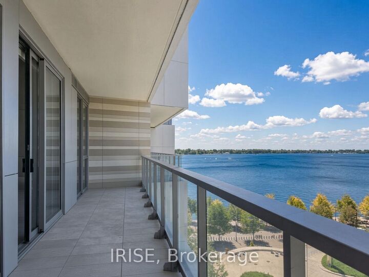 Property Photo: 118 Merchants' Wharf N/A 901 ON M5A 0L3