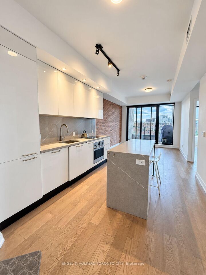 Property Photo:  200 Sudbury Street 705  ON M6J 0H1 