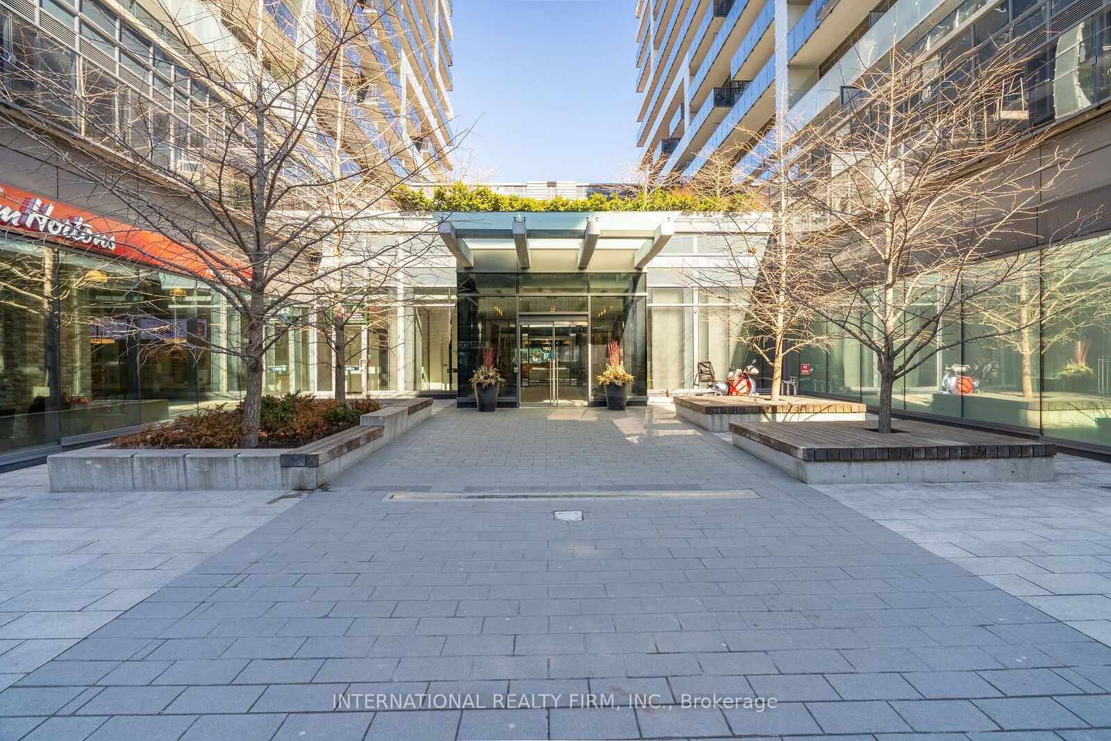 Property Photo:  1030 King Street W 517  ON M6K 0B4 