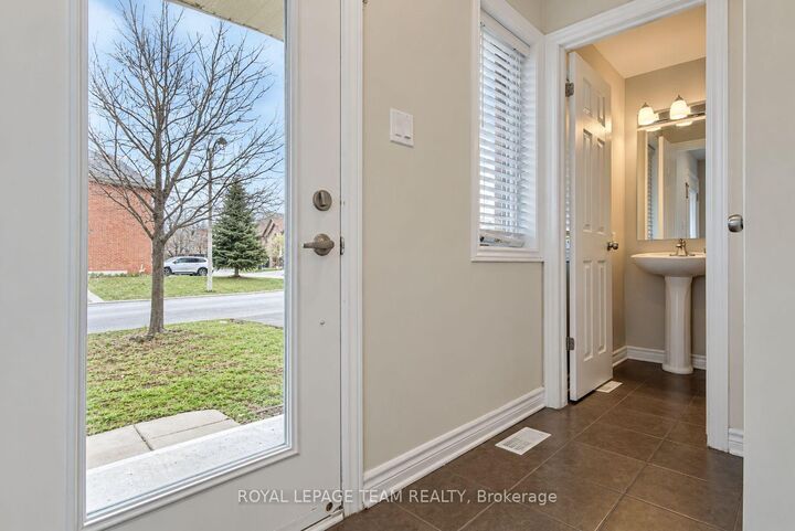Property Photo:  125 Dunforest Terrace  ON K2J 3V1 