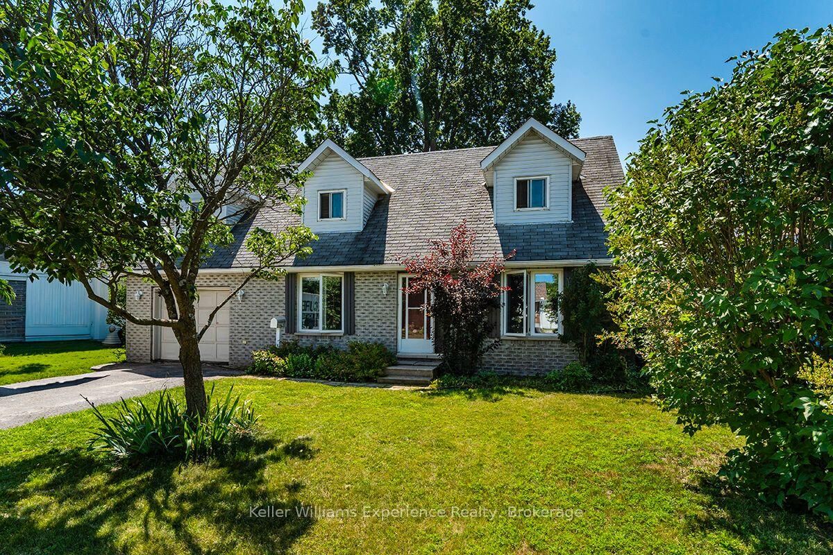 Property Photo: 4 Dunlop Street ON L9M 1J2