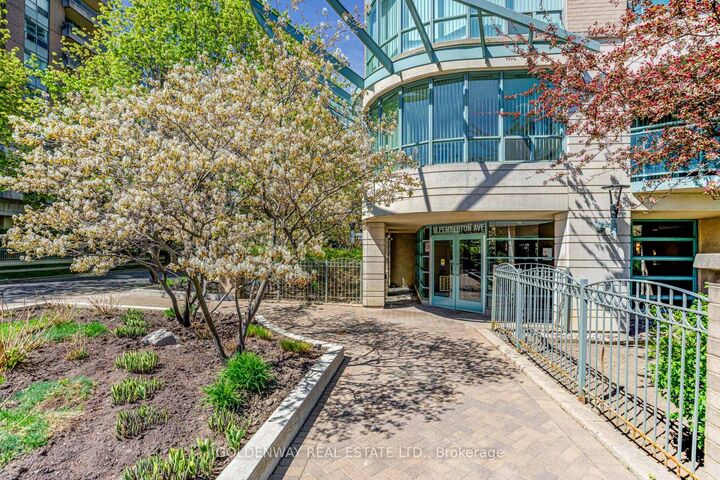 Property Photo:  18 Pemberton Avenue 402  ON M2M 4K9 