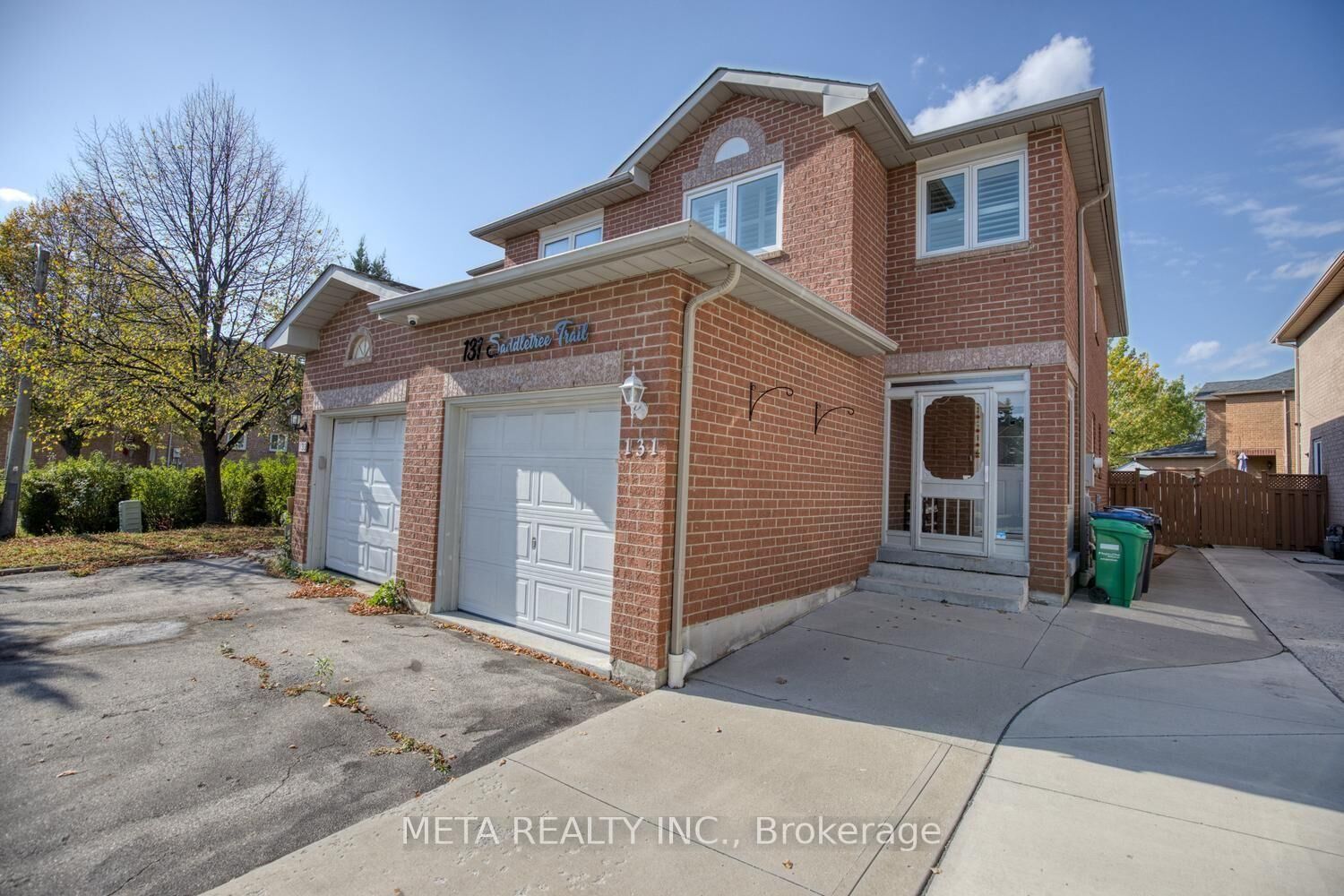 Property Photo:  131 Saddletree Trail  ON L6X 4M9 