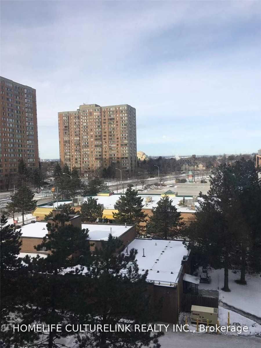 Property Photo:  275 Bamburgh Circle 612  ON M1W 3X4 