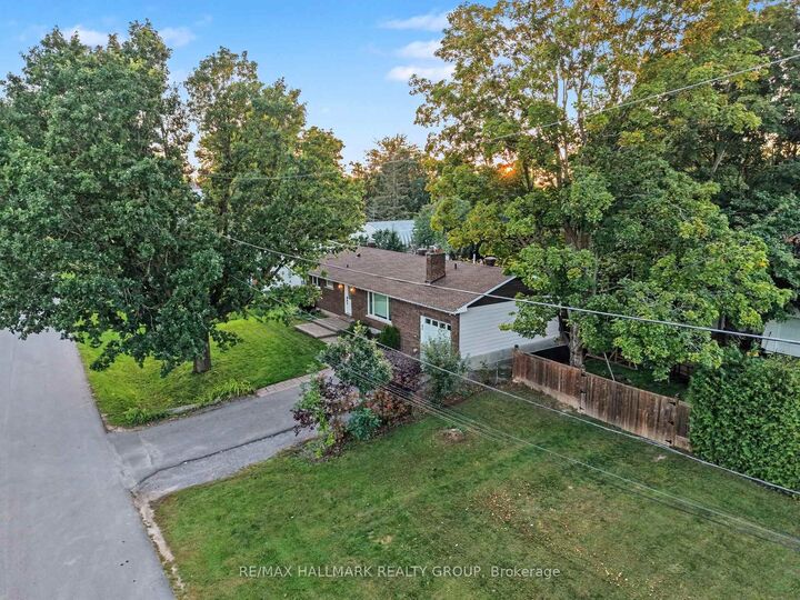 Property Photo:  65 Christopher Hamilton Street  ON K0A 2Z0 