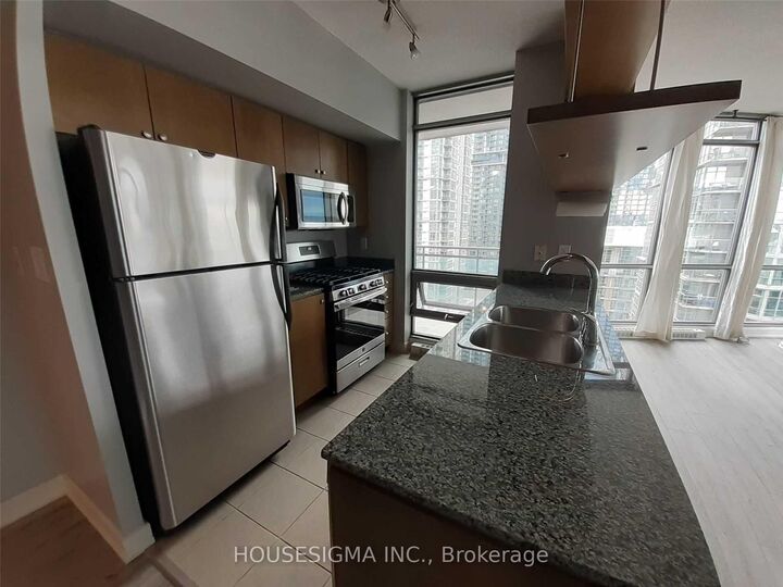Property Photo:  3 Navy Wharf Court 1203  ON M5V 3V1 