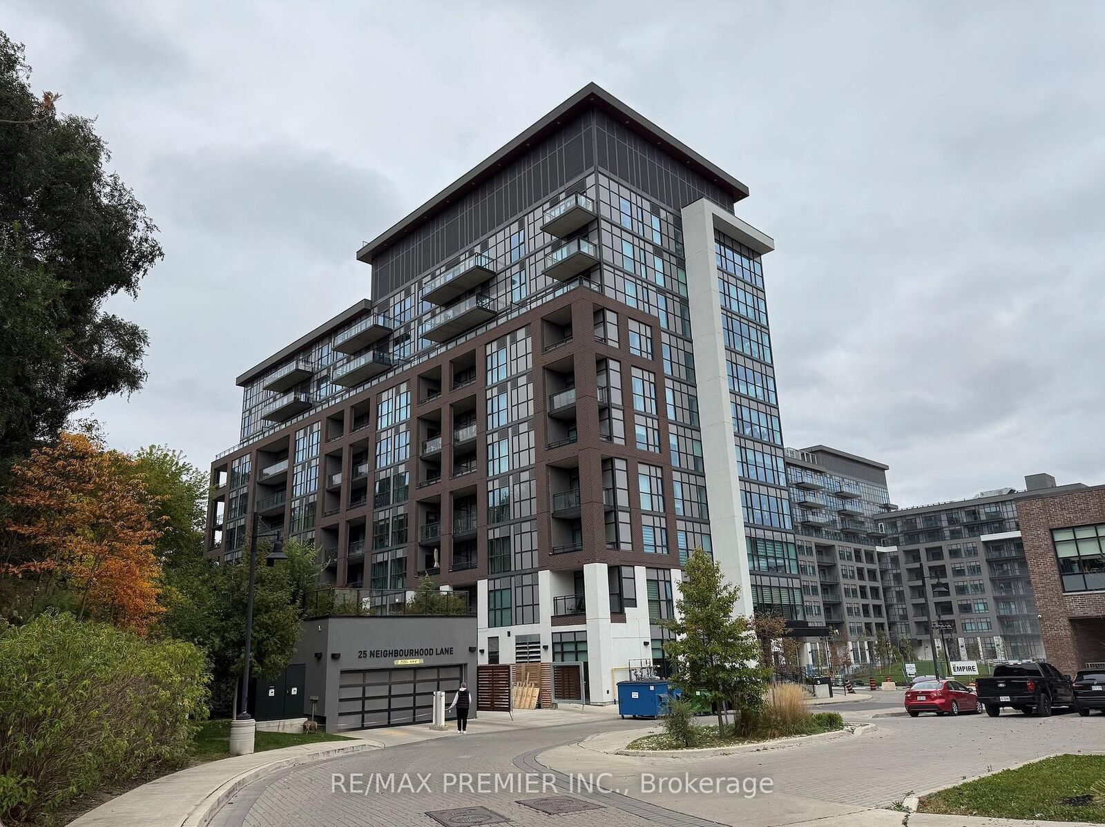 Property Photo:  25 Neighbourhood Lane 302  ON M8Y 0C4 